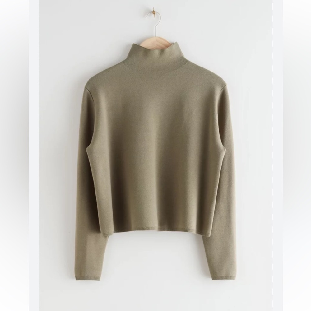 & OTHER STORIES TURTLE NECK